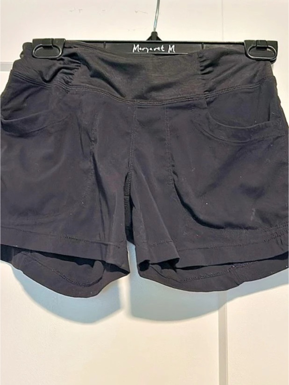 Mountain HardWear  Women's Black Athletic Shorts